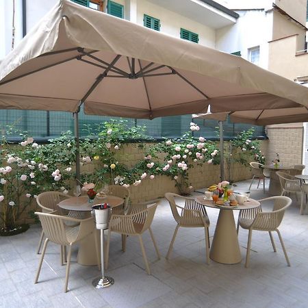 Zephiro Rta Aparthotel Montecatini-Terme Esterno foto