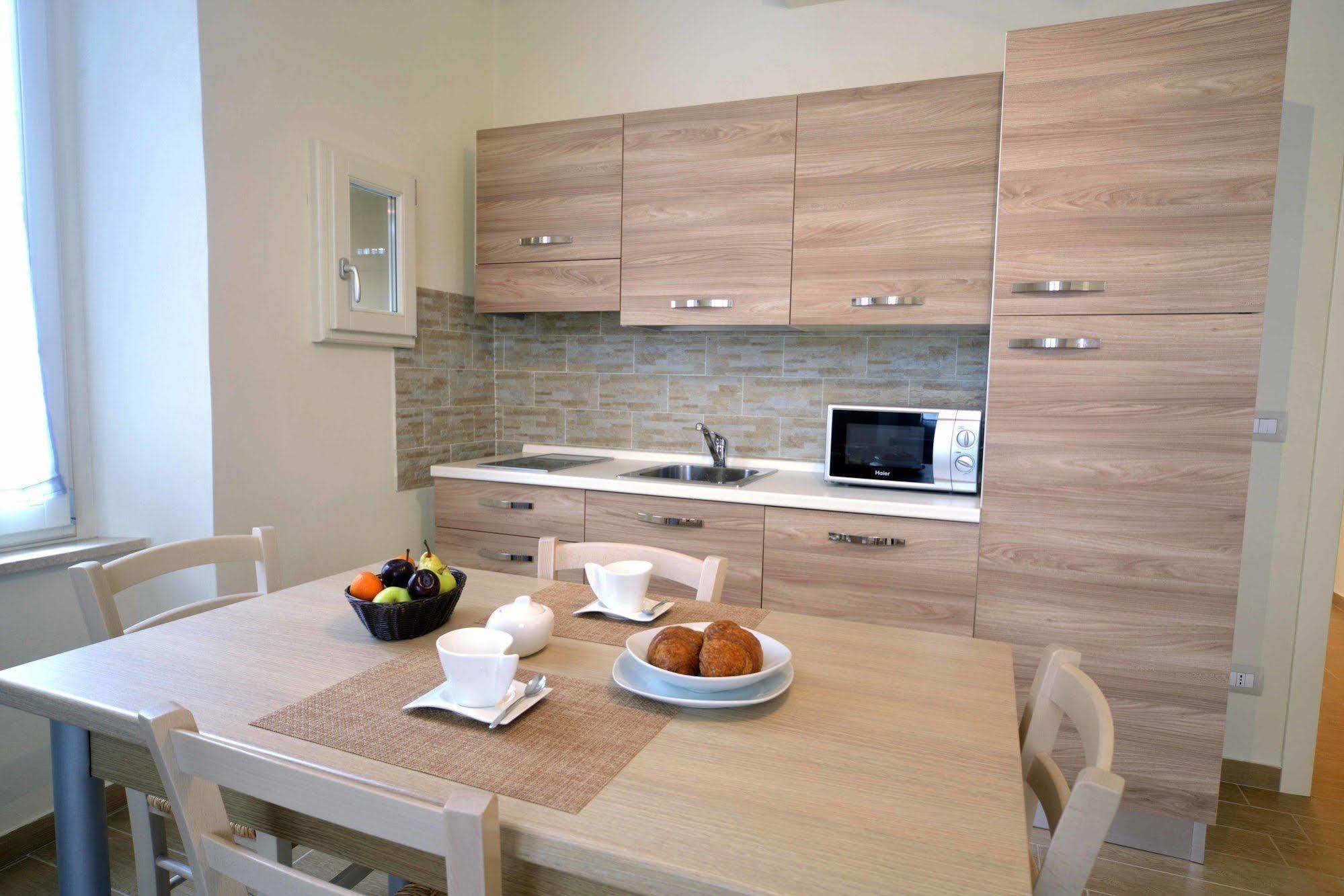 Zephiro Rta Aparthotel Montecatini-Terme Esterno foto