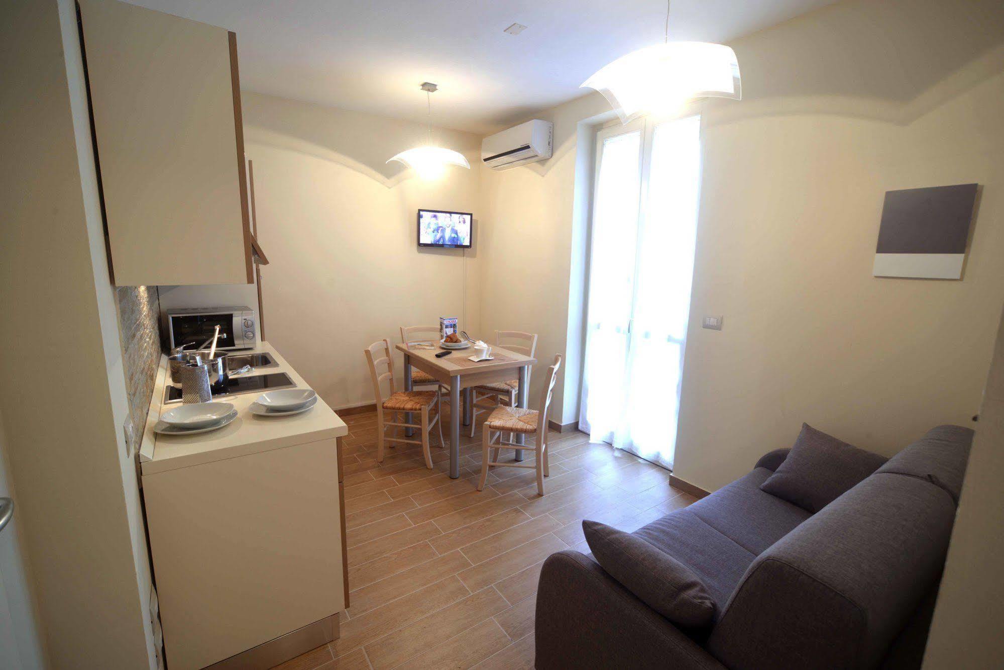 Zephiro Rta Aparthotel Montecatini-Terme Esterno foto