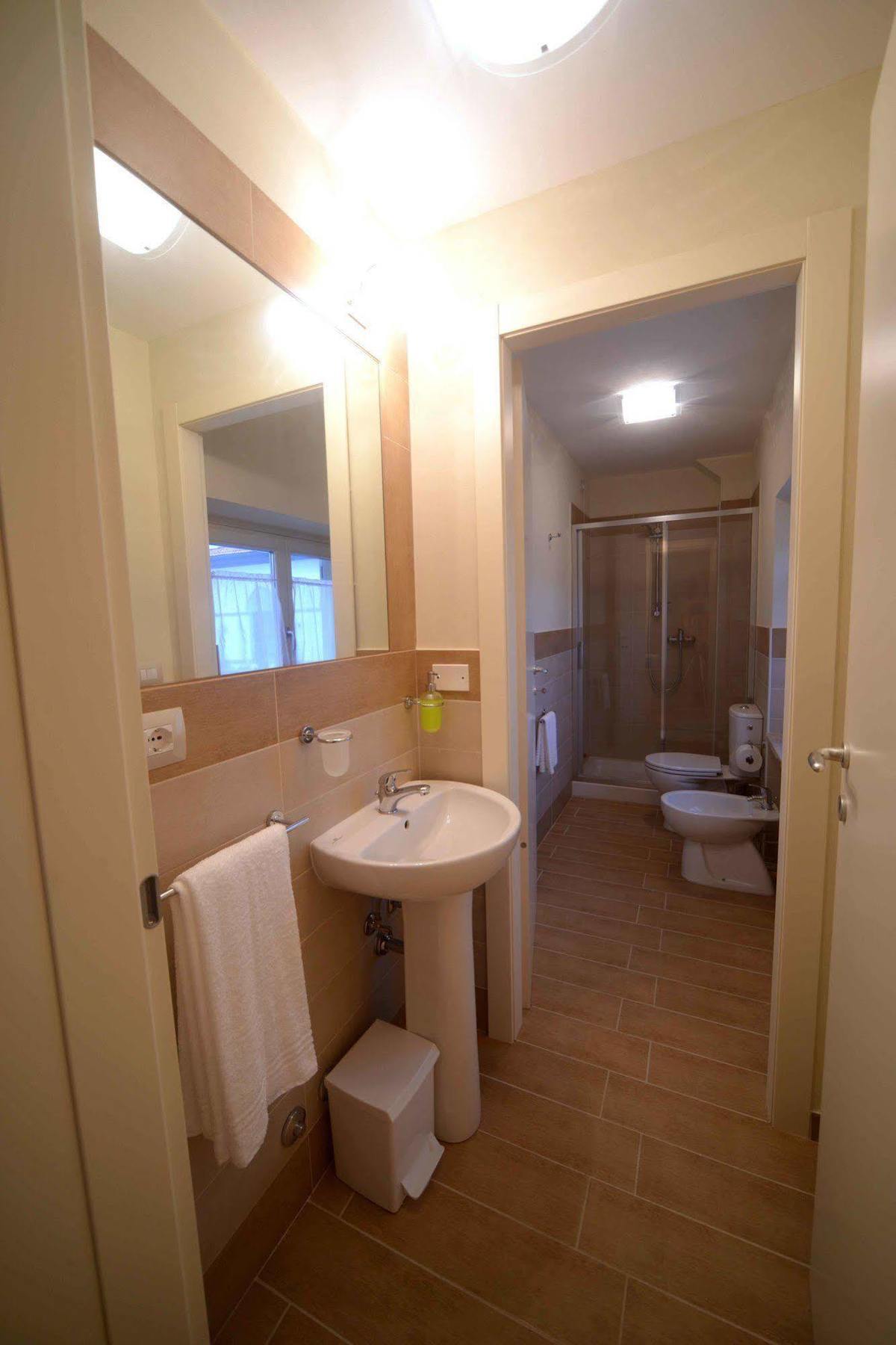Zephiro Rta Aparthotel Montecatini-Terme Esterno foto